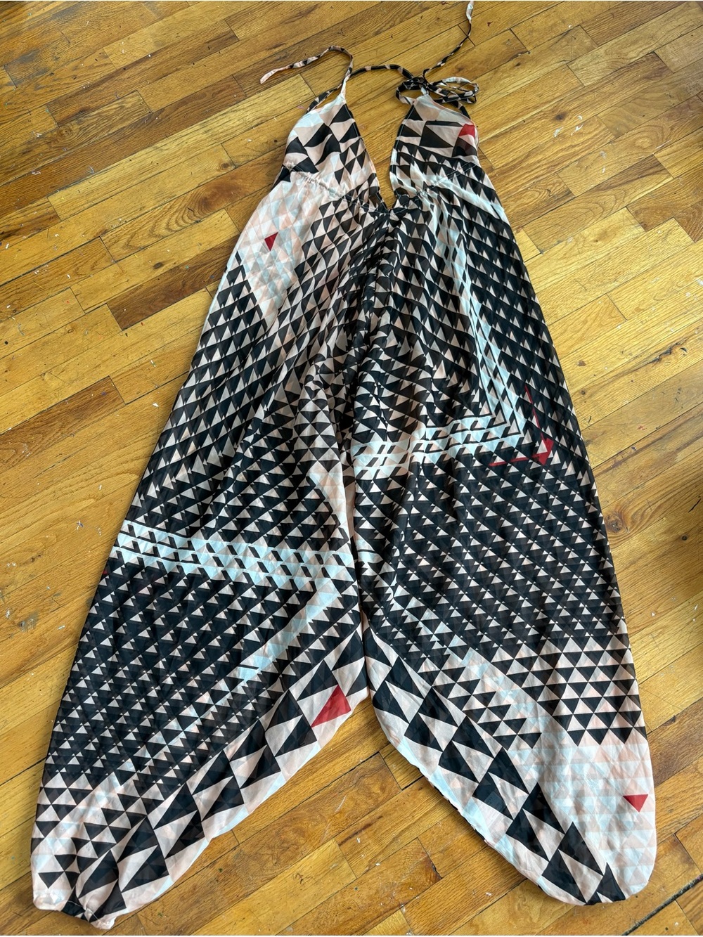 Geometric Print Deep V balloon leg Jumpsuit